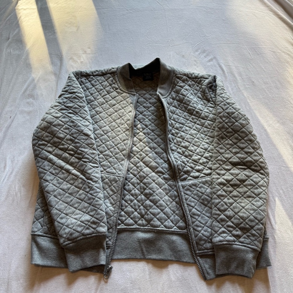 Athletic Women’s Gray Quilted Bomber Jacket - Size M